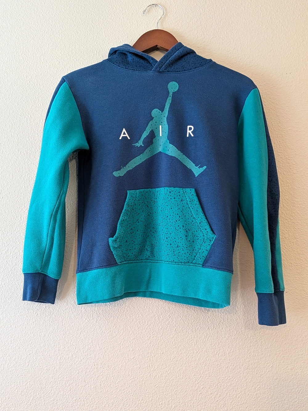 Jordan Boys' Navy & Teal Jumpman Pullover Hoodie